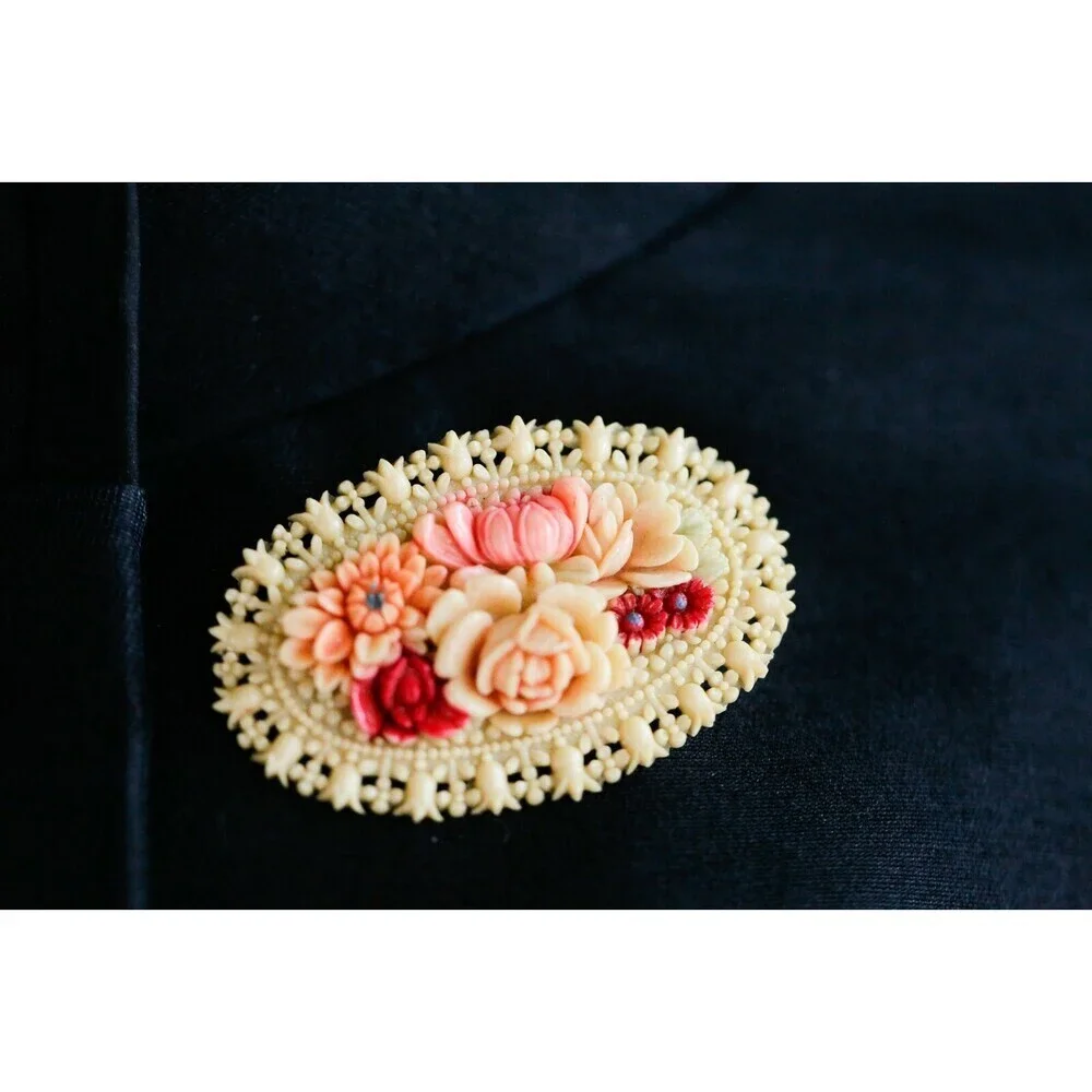 Vintage Carved Celluloid Plastic Floral Colourful Edwardian Style Oval Brooch...